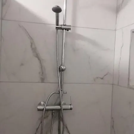 Geranios N.25 בית אירוח